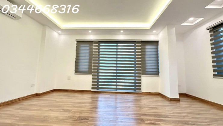 Bán nhà Việt Hưng, 50m2 4 tầng mới cứng, giá 3.9 tỷ