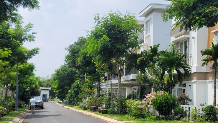 Bán rẻ nhà phố đẹp 7 x 16m 1 trệt 2 lấu khu Compoung Phong Phú 4 Khang Điền TP.HCM