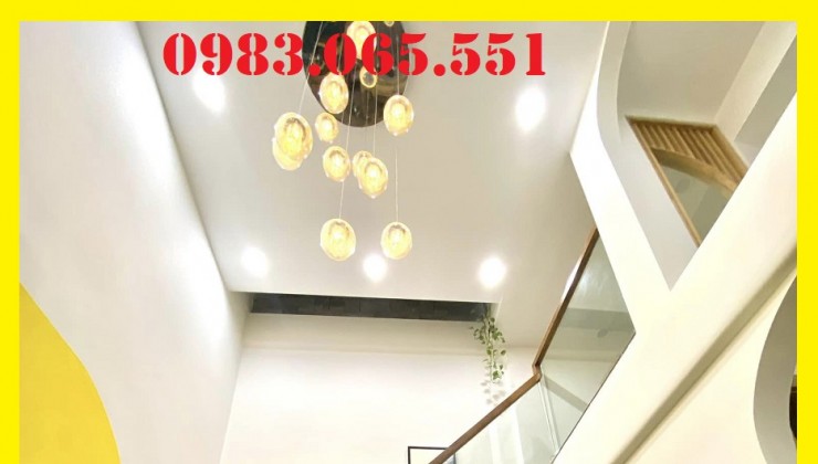 Nhà đẹp – Bát khối - Long Biên - DT 36m2 x 5TẦNG – 3 tỷ