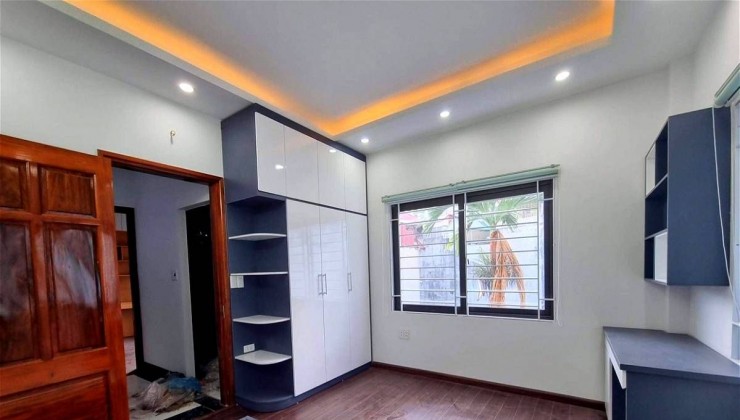 Siêu phẩm Lô góc 2 mặt tiền 50m2, 5 tầng, mặt tiền 5m, hơn 5 tỷ Lĩnh Nam Hoàng Mai Hà Nội