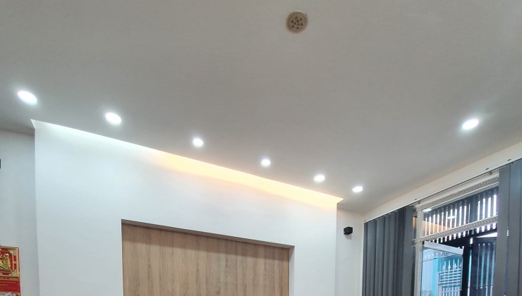 Bán nhà 3 Lầu mới đẹp Nguyễn Thái Sơn, 52m2(48*13M) giá chỉ hơn 5 tỷ