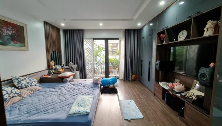 Bán nhà phố Định Công Hạ, Hoàng Mai, 145m2, Mt8m, lô góc, ô tô kinh doanh, 21 tỷ