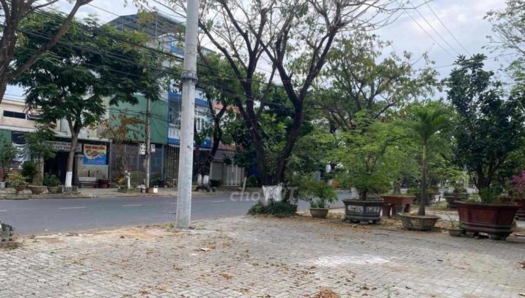 Chính chủ cần bán lô đất siêu đẹp đường kinh doanh Văn Tiến Dũng, Hoà Xuân