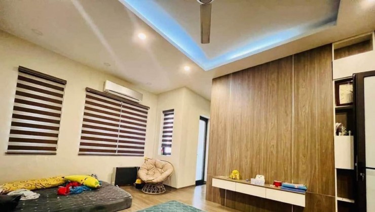 PHÂN LÔ Ô TÔ CHẠY SONG SONG - TRẦN QUANG DIỆU - 60M2 X 5 TẦNG - MT 6M - VỈA HÈ - Ô CHỜ THANG MÁY - SPA - VP - KD TỐT