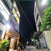 Nhà phố đường Huỳnh Tấn Phát, 4.45x11.5m, 4 tầng, giá 5.5 tỷ