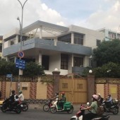 Cho thuê biệt thự Nguyễn Kiệm, P4, Q Phú Nhuận ngang 18m