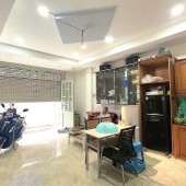 Bán Nhà Đẹp Gò Vấp 42m2, 3PN, Chỉ 4. Tỷ, Nguyễn Oanh.