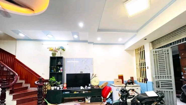 HOÀNG VĂN THÁI, 45MX6 TẦNG, MT 5M, NGÕ NÔNG, SÁT PHỐ 7 TỶ. LH: 0948358822