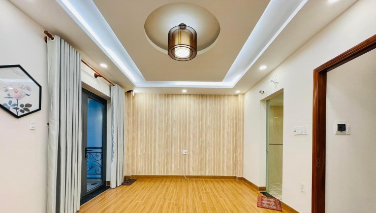 Bán Nhà Quang Trung Gò Vấp 70m2 4 Tầng Hẻm Xe Hơi Giá 6 Tỷ