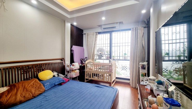 MẶT PHỐ MAI ANH TUẤN - VIEW HỒ HOÀNG CẦU - 6 TẦNG THANG MÁY. 50M X 6T. GIÁ 18 TỶ