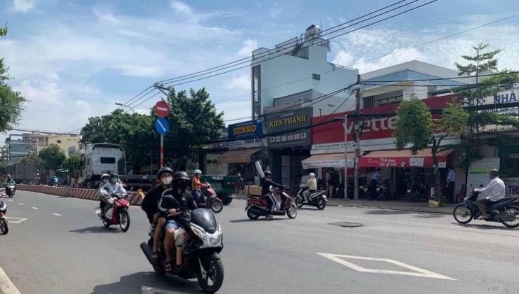 MT đường Huỳnh Tấn Phát gấp bán - thị trấn Nhà Bè