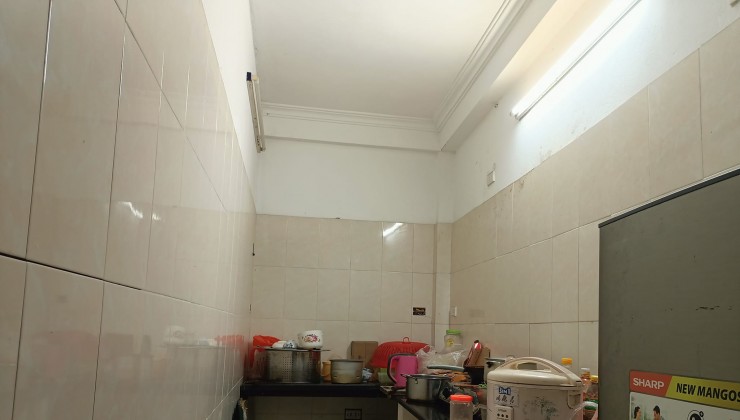 Cho thuê nhà, HGĐ, Xuân Đỉnh, 45m2, 2T, mt6m, đủ nội thất. 9tr.