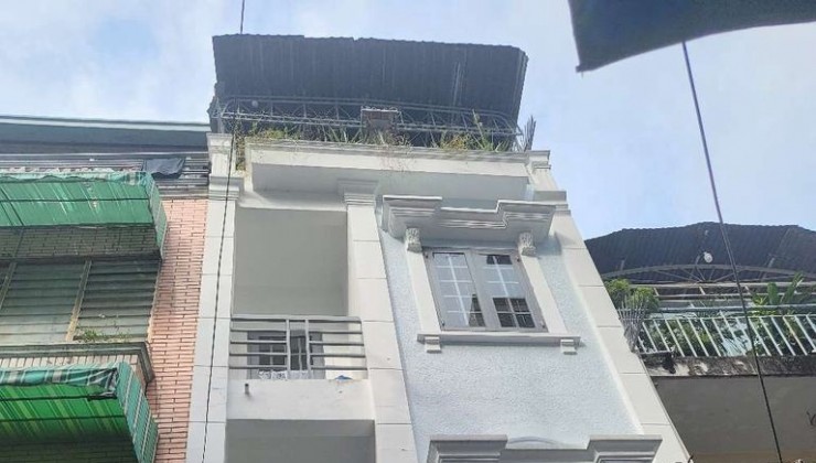 Nhà mới đẹp 3 tầng7 phòng ngủ gần chợ Phạm Văn Hai