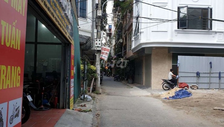 Cần bán nhà ngõ 37 Trần Quốc Hoàn an ninh tiện ích xung quanh