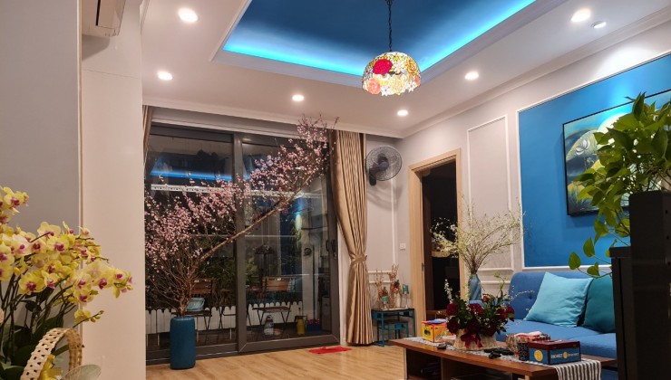 Chính chủ Bán căn hộ DA NO-08 Giang Biên, full nội thất đẹp, 72m2, 2 PN, 2WC, nhỉnh 2 tỷ