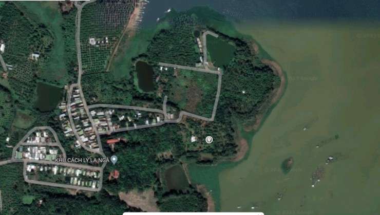 Bán mảnh vườn giáp Hồ Trị An 2100m2 có 100m2 thổ cư giá rẻ 1tr7/m2. LH chính chủ: 0907 307 123