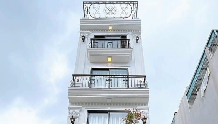 Cho thuê nhà Ngọc Thuỵ 50m, 6 tầng thang máy, 3 ngủ, nhà mới giá 16tr.