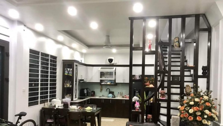 BÁN NHÀ HỒ LINH ĐÀM - PHỐ ĐẠI TỪ - LÔ GÓC 3 MẶT THOÁNG. 45M X 4T. GIÁ 6 TỶ