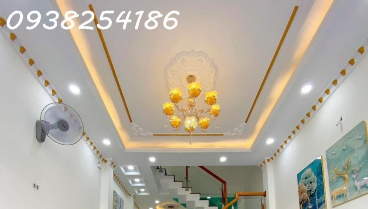 Bán nhà 1 sec lê văn quới 64m2 đúc 4 tấm hẻm xe hơi