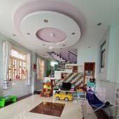 Bán gấp nhà Bình Trưng Đông Q.2,Xe hơi ngủ nhà,2 Tầng,100m2,5 Tỷ8