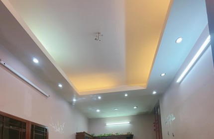 Bán nhà Hoàng Quốc Việt, Phùng Chí Kiên - 30m2 - 3,6 tỷ