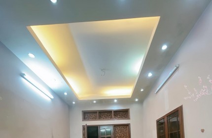 Bán nhà Hoàng Quốc Việt, Phùng Chí Kiên - 30m2 - 3,6 tỷ