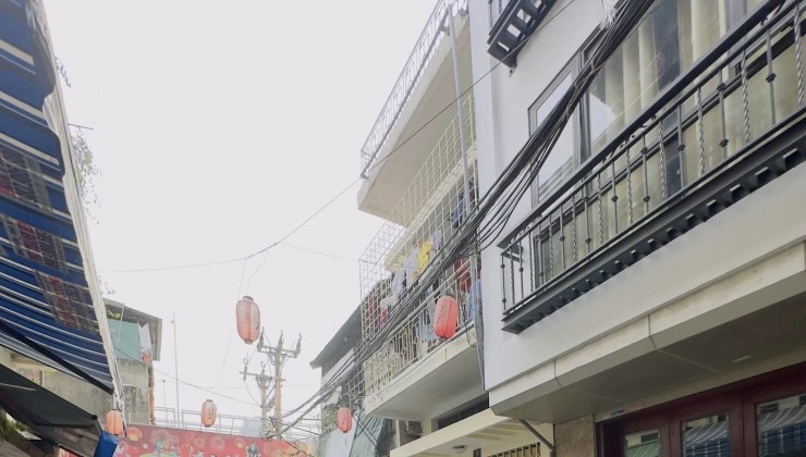 TIN NÓNG O9 2628 5559  Bán nhà Minh Khai 40m², 2 tầng, MT 4.2m, giá 12 tỷ Hai Bà Trưng