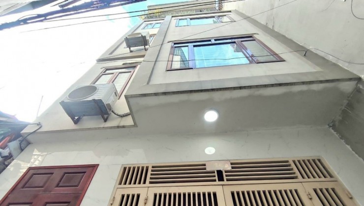 Bán nhà ngõ 27 Võ Chí Công, 42m2 5 tầng, 4 phòng ngủ, full nội thất, cách chỗ để ôt 30m, nhỉnh 4 tỷ