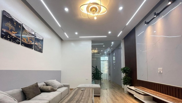 Bán Nhà 45m2 Hoàng Hoa Thám - Hộ Khẩu Ba Đình chỉ 4.5 tỷ