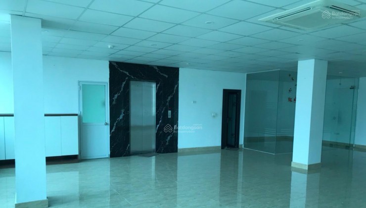Chính chủ cho thuê mặt sàn văn phòng 160m2 toà nhà tại Đường Kim Giang - Phường Đại Kim - Quận Hoàng Mai - Hà Nội.