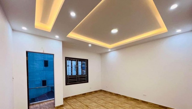 BÁN NHÀ XUÂN ĐỈNH –Gara 7 chỗ -ô tô tránh –ở sướng 80m 12.9 tỷ