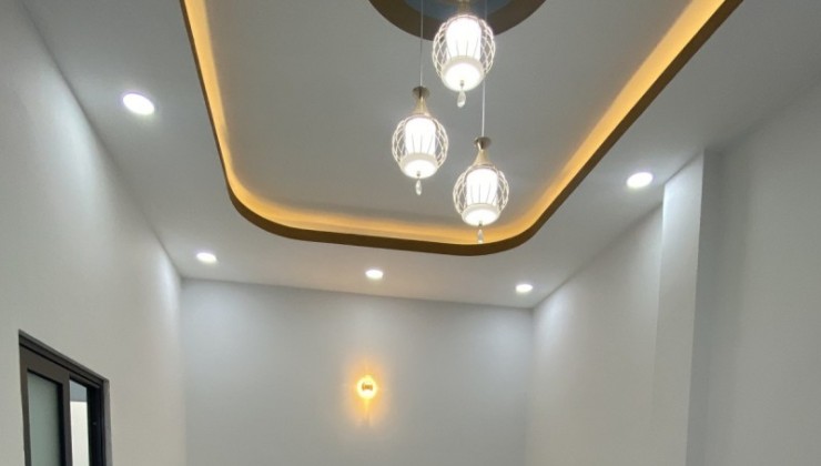 Bán Nhà Phan Huy Ích Gò Vấp 60m2 2 Tầng Mới giá 4 tỷ 5 Hẻm Xe Hơi