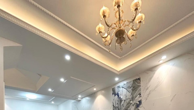 O9 2628 5559 Bán nhà Đội Cấn 46m², 3 tầng, MT 9m, giá 6.5 tỷ Ba Đình