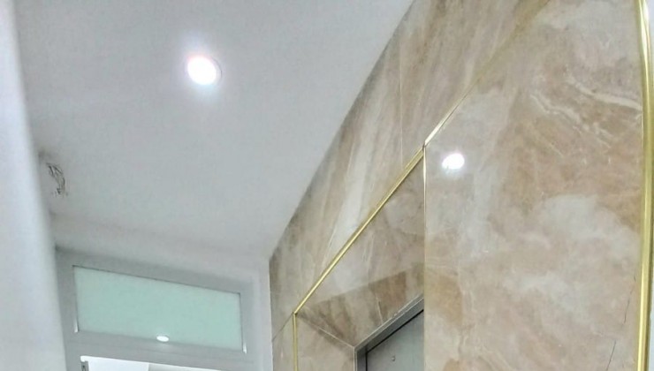 Nhà 5 tầng thang máy tập thể điện Ba la 55m2, 6.9 tỷ Hà Đông