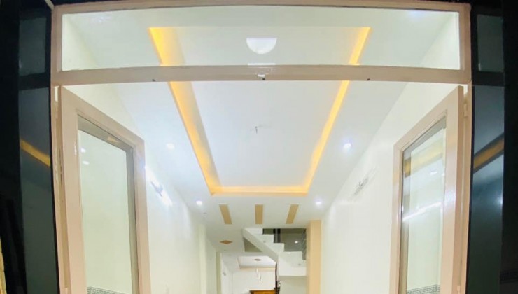 Bán nhà 40m2 4 tầng cạnh Tùng Thiện Vương - Hoàn công đủ - Không ngập nước