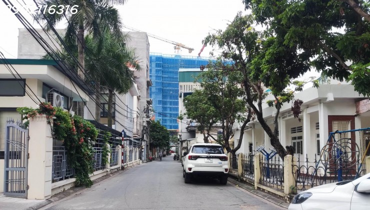Bán nhà phố Ngô Gia Tự, Long Biên, đường thông muôn ngả, sau bigC Long Biên, ô tô vào nhà, giá đầu tư 82 triệu/m2