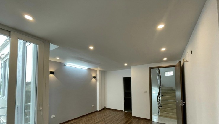 O9 2628 5559  Bán nhà Phú Thượng 38m², 5 tầng, mt 4m, giá 3.8 tỷ Tây Hồ. Xem thoải mái miễn phí gọi ngay