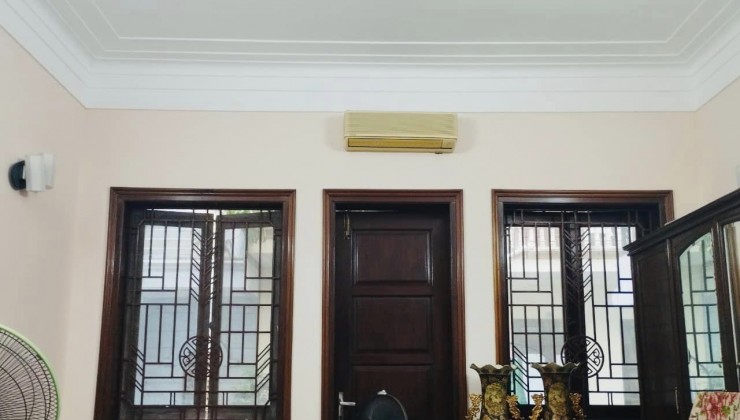 O9 2628 5559 , Mới nhất. Bán nhà Yên Lãng 70m², 5 tầng, MT 4,8m, giá 24.5 Tỷ . Đống Đa