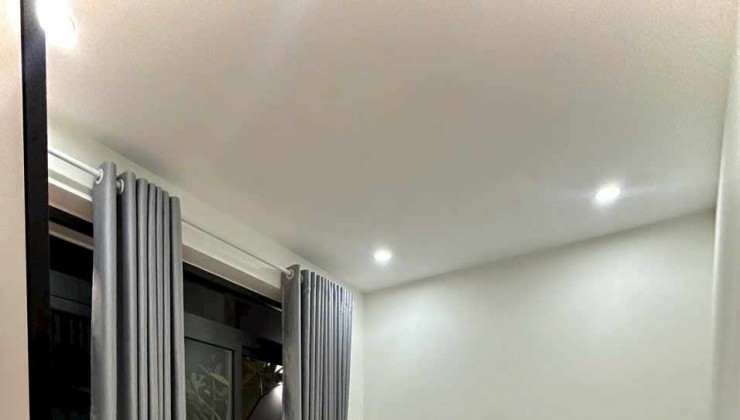 Bán nhà đẹp Trung tâm Linh Trung Thủ Đức-HXT-ô tô ngủ nhà-70m2-4 Tầng-7 tỷ 35