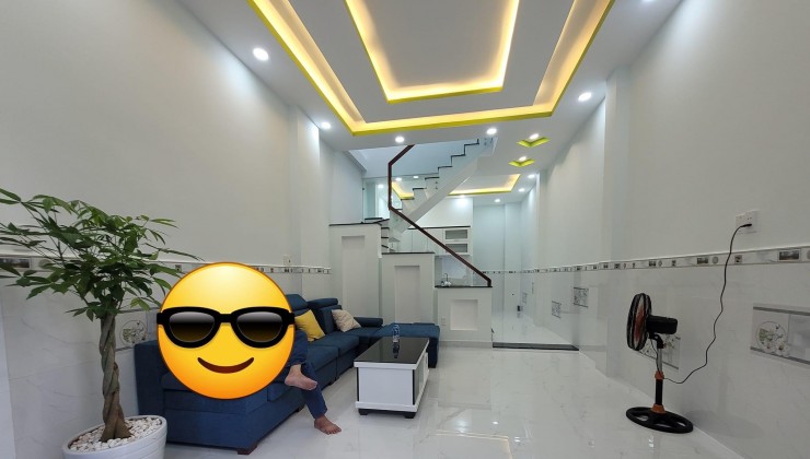 NHÀ ĐẸP LUNG LINH VƯỜN LÀI, 40M2, 2 TẦNG , HXH NHÀ MỚI TOANH