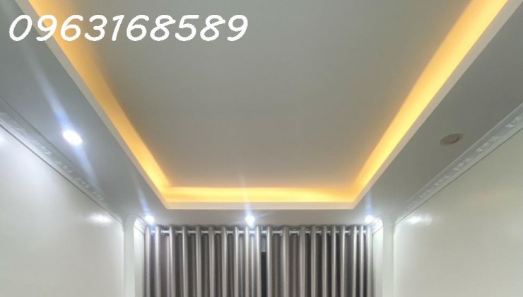 3.6 tỷ, Bán nhà Tổ 12 Kiến Hưng, 35m2, 5 Tầng, full nội thất, ngõ ô tô.