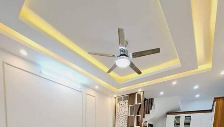 Bán Nhà đường Trung Kính, Cầu Giấy 85m2 giá 15,7 tỷ