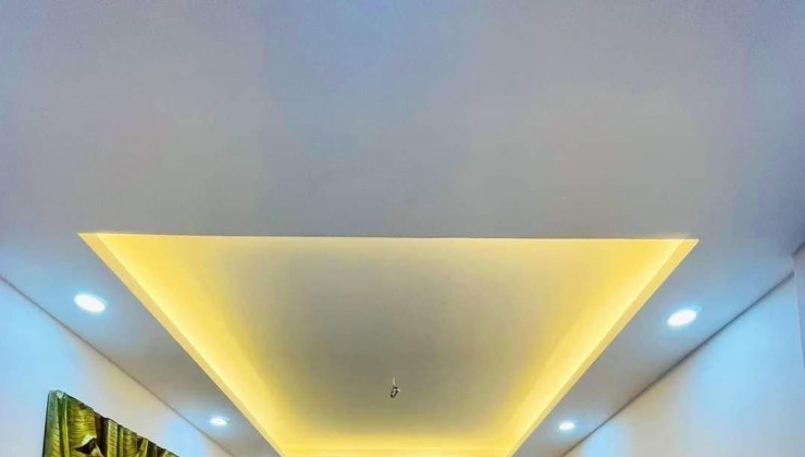 HỒ ĐẮC DI - ĐỐNG ĐA - 35M2 X 5 TẦNG - Ô TÔ - KINH DOANH HOẶC VĂN PHÒNG - NHỈNH 6 TỶ