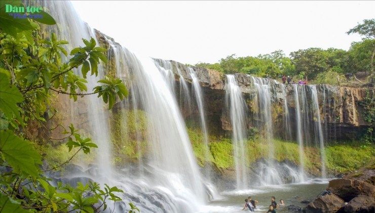 Bán ĐẤT NỀN tại BIỂN HỒ PLEIKU View SIÊU ĐẸP - Thu về LỢI NHUẬN CAO