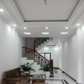 Bán nhà Thạch Bàn, Long Biên, mới đẹp, giá rẻ, 60m2 có 4 tỷ 3.