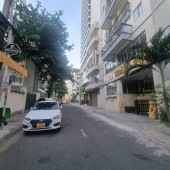 Bán gấp khách sạn 3* khu phố tây, hướng Đông Nam, Trung Tâm TP. Nha Trang giá giảm sâu