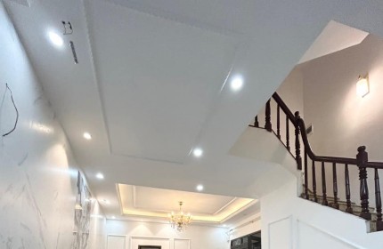 O9 2628 5559 Bán nhà Đội Cấn 46m², 3 tầng, MT 9m, giá 6.5 tỷ Ba Đình