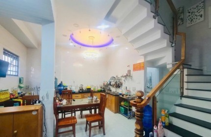 Bán Nhà Thống Nhất Gò Vấp 55m2 3 Tầng Ngang Khủngi Giá Nhỉnh 4 Tỷ