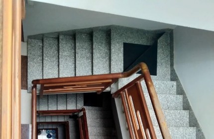 Bán Nhà Mặt Tiền Dương Quảng Hàm Gò Vấp 90m2 5 Tầng Ngộp 9 Tỷ