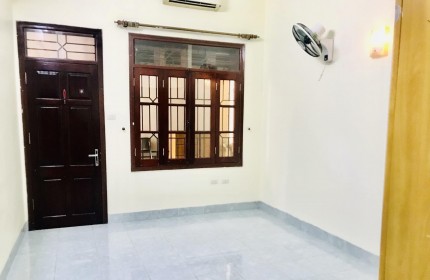 Mới O9 Z6Z8 5559 Bán nhà Tây Sơn 61m², 3 tầng, MT 15m, giá 5.7 tỷ Đống Đa